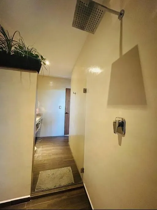 New Large Luxurious 1 Bedroom, 1 Bathroom Apartment In Tulum Mexiko